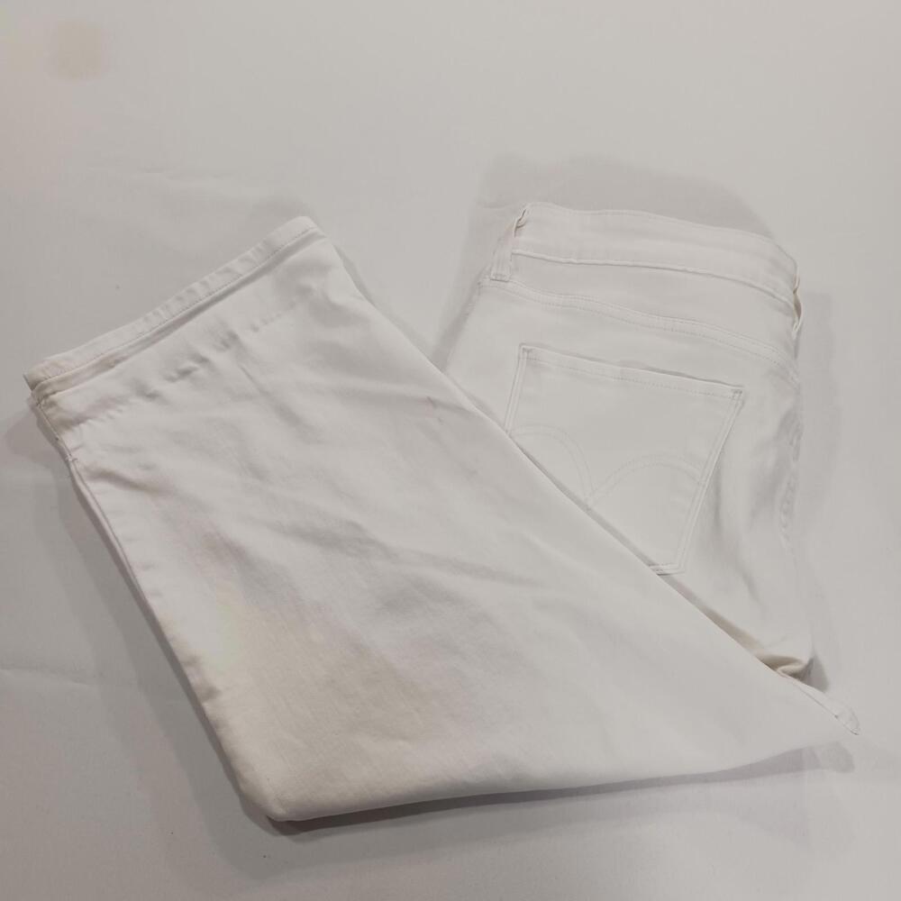 Women's White Denim Mid-Rise Cropped Jeans Measured Size (32×20)